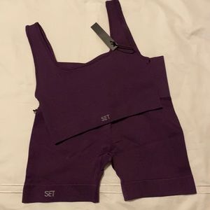 SETactive sculptflex box cut bra and shorts set in fig medium limited drop!